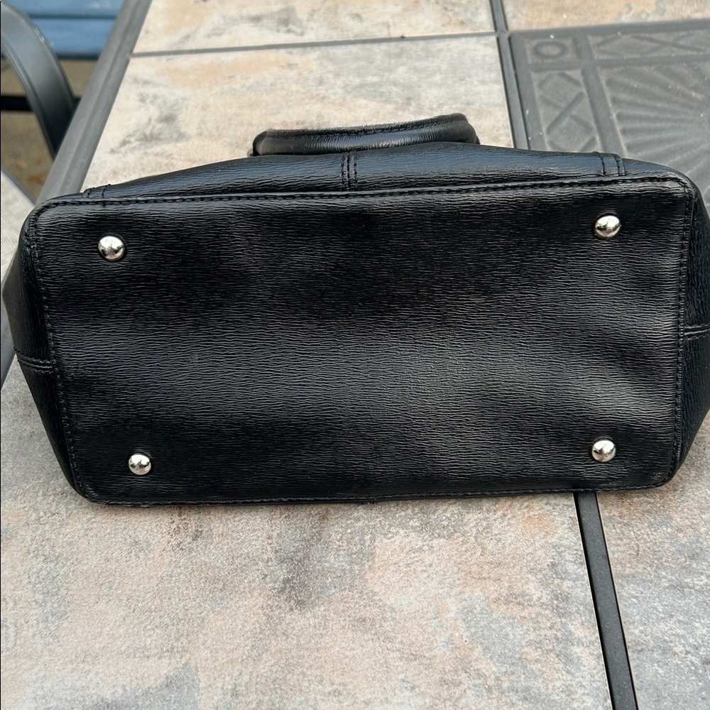 Tignanello Leather Handbag - Picture 5 of 12